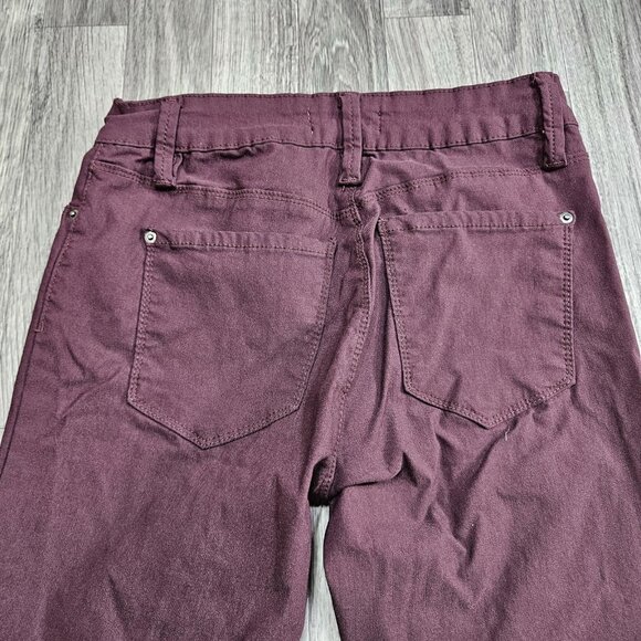 YMI Jeans Womens Medium Burgundy Stretch Skinny Casual Pants - Picture 3 of 12